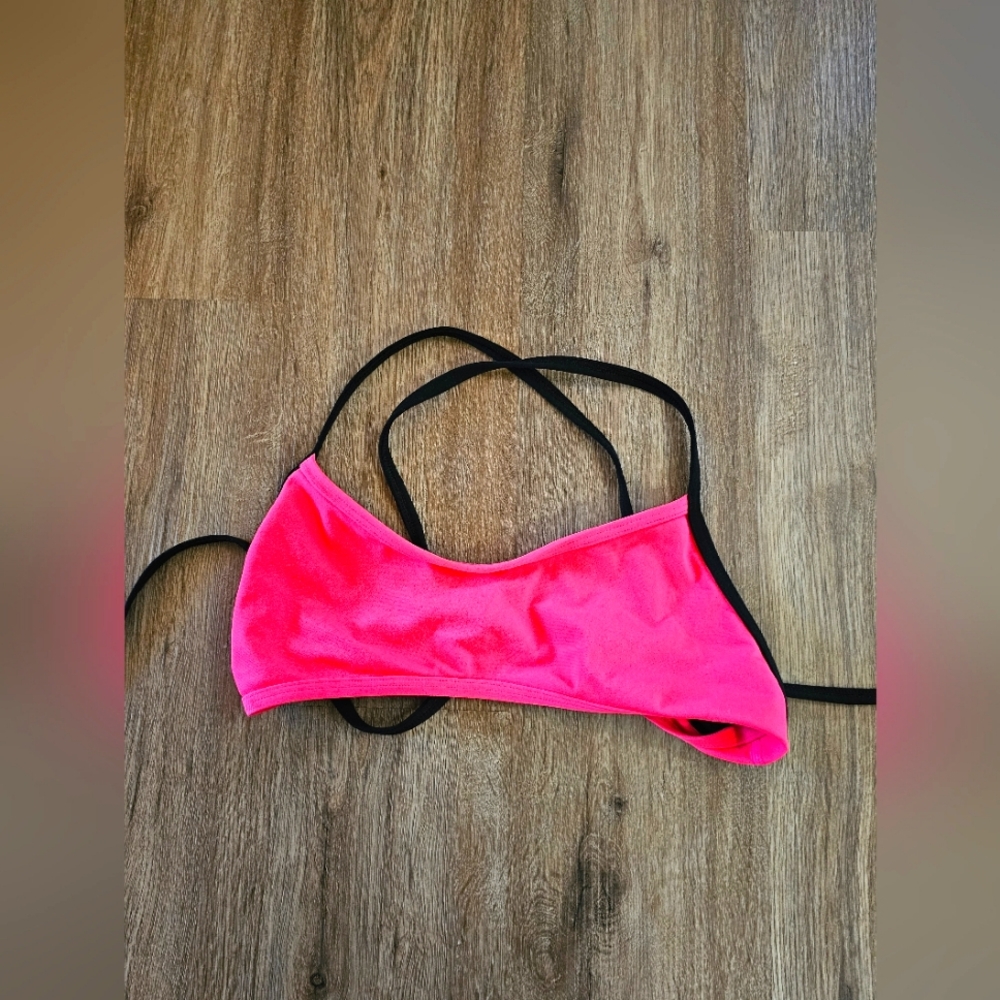 Jolyn bikini top